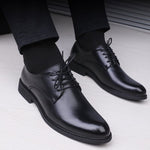 Men's black pointed toe lace-up shoes for casual wear