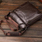 Soft men's business messenger bag with durable polyester lining
